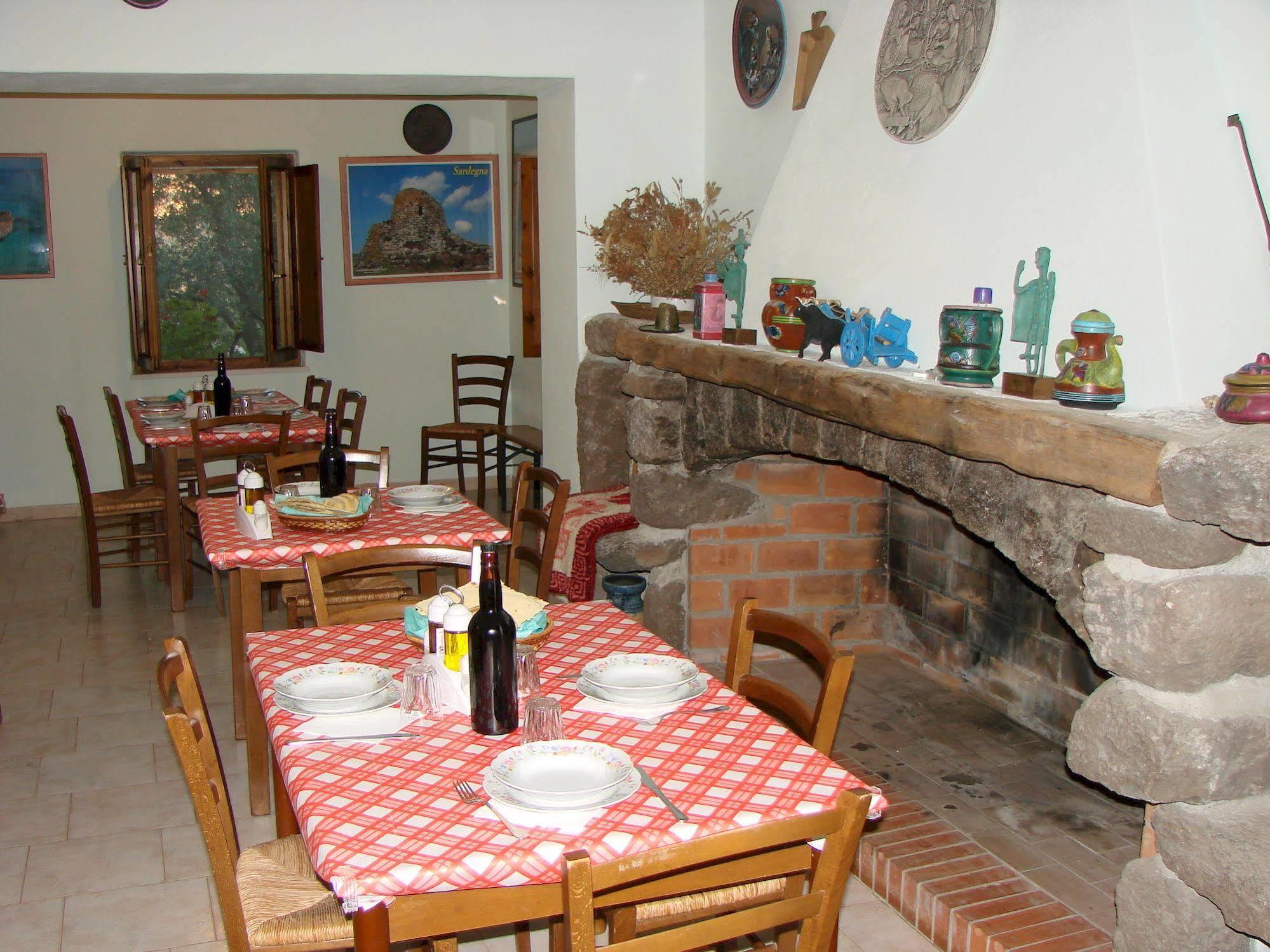 Agriturismo Su Tiresi Cala Gonone Exterior photo